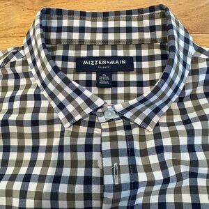 Mizzen+Main Men's Navy and Olive Checkered Shirt